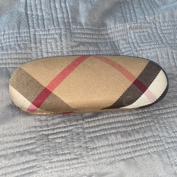 Burberry Glass Case - Picture 2 of 3